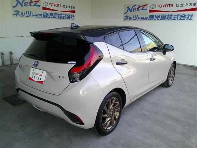 アクア Z ラフィネ ナビ LEDヘッドランプ メモリーナビ ETC スマ-トキ- ドラレコ ミュージックプレイヤー接続可 バックカメラ アルミホイール オートクルーズコントロール TSS(3枚目)