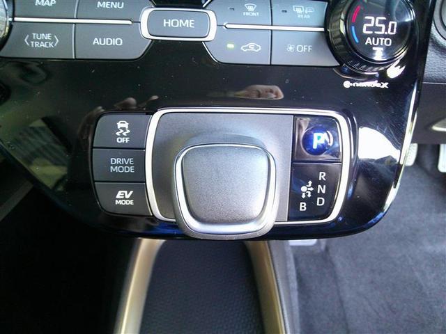 アクア Z ラフィネ ナビ LEDヘッドランプ メモリーナビ ETC スマ-トキ- ドラレコ ミュージックプレイヤー接続可 バックカメラ アルミホイール オートクルーズコントロール TSS(10枚目)