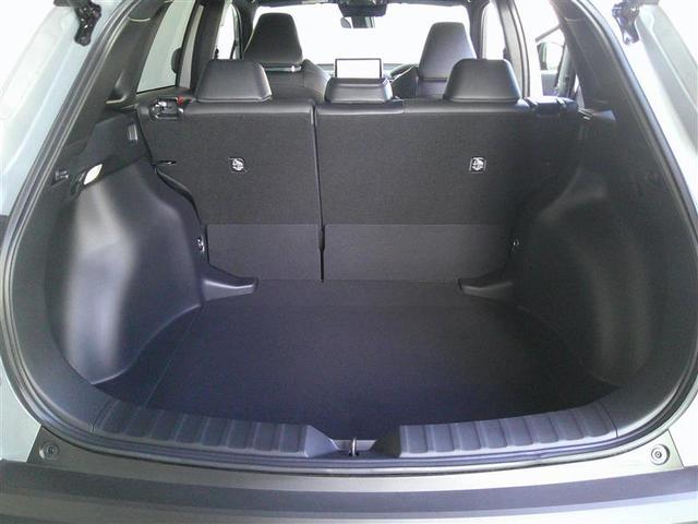 カローラクロス Ｚ　助手席エアバッグ　Ｂカメラ　ＬＥＤライト　サイドエアバッグ　スマートキー　オートエアコン　ドライブレコーダー　メモリーナビ　運転席パワーシート　ナビ　ミュージックプレイヤー接続可　ＥＴＣ　キーレス（20枚目）