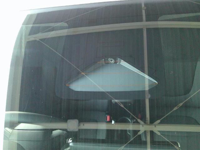 カローラ ハイブリッド G ドライブレコーダー メモリーナビ ミュージックプレイヤー接続可 4WD スマートキー フルセグ ETC LEDヘッドランプ バックガイドモニター パワステ 横滑り防止装置 衝突被害軽減ブレーキ(13枚目)