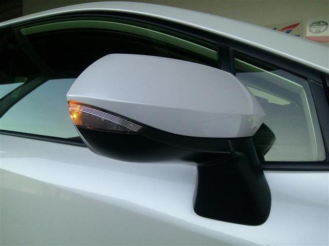 カローラ ハイブリッド G ドライブレコーダー メモリーナビ ミュージックプレイヤー接続可 4WD スマートキー フルセグ ETC LEDヘッドランプ バックガイドモニター パワステ 横滑り防止装置 衝突被害軽減ブレーキ(19枚目)