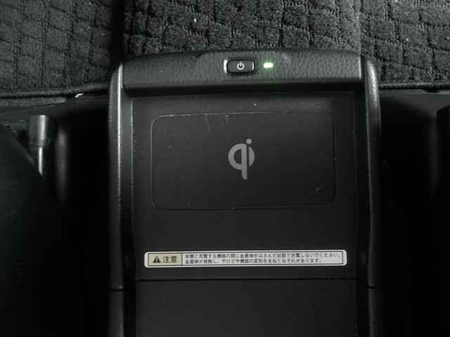 ノア ハイブリッドＧ　Ｒカメラ　エアロ　スマートキー＆プッシュスタート　ＬＥＤへッドライト　地デジ　イモビライザー　記録簿有　Ｗエアコン　パワーウインドウ　アルミ　クルコン　エアバッグ　横滑り防止　ＤＶＤ再生機能　パワステ（12枚目）