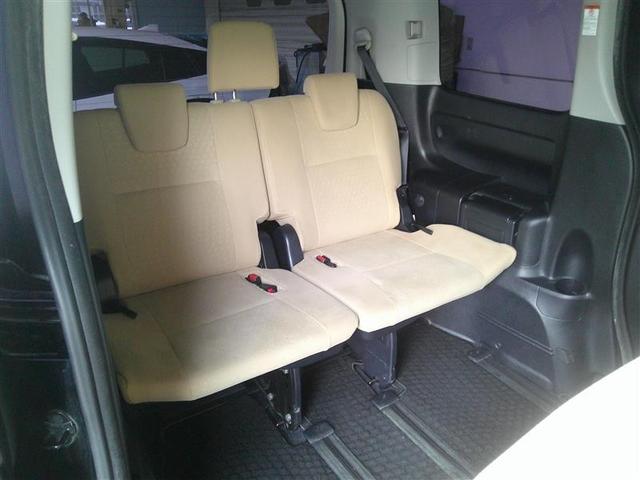 ノア ハイブリッドＧ　Ｒカメラ　エアロ　スマートキー＆プッシュスタート　ＬＥＤへッドライト　地デジ　イモビライザー　記録簿有　Ｗエアコン　パワーウインドウ　アルミ　クルコン　エアバッグ　横滑り防止　ＤＶＤ再生機能　パワステ（19枚目）