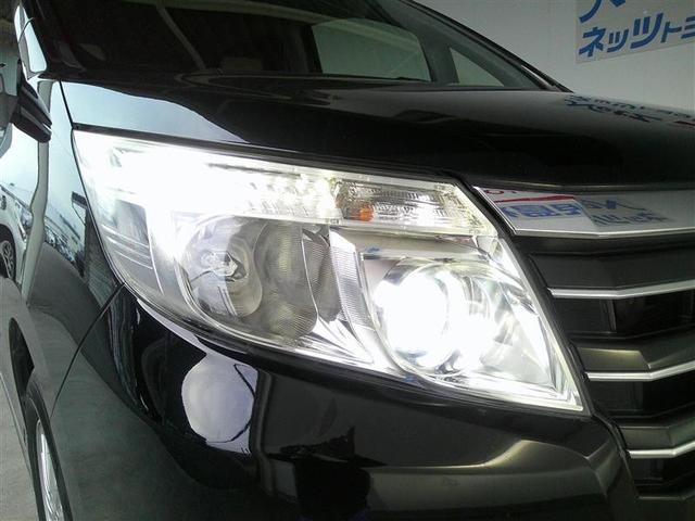 ノア ハイブリッドＧ　Ｒカメラ　エアロ　スマートキー＆プッシュスタート　ＬＥＤへッドライト　地デジ　イモビライザー　記録簿有　Ｗエアコン　パワーウインドウ　アルミ　クルコン　エアバッグ　横滑り防止　ＤＶＤ再生機能　パワステ（25枚目）