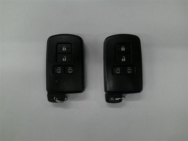 ノア ハイブリッドＧ　Ｒカメラ　エアロ　スマートキー＆プッシュスタート　ＬＥＤへッドライト　地デジ　イモビライザー　記録簿有　Ｗエアコン　パワーウインドウ　アルミ　クルコン　エアバッグ　横滑り防止　ＤＶＤ再生機能　パワステ（30枚目）