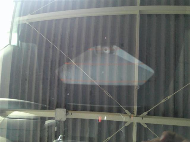 カローラクロス ハイブリッド　Ｓ　ＬＥＤライト　フルセグＴＶ　アルミホイール　クルーズコントロール　スマートキー　ＥＴＣ　イモビ　メモリーナビ　ドラレコ　リヤカメラ　衝突防止ブレーキ（14枚目）