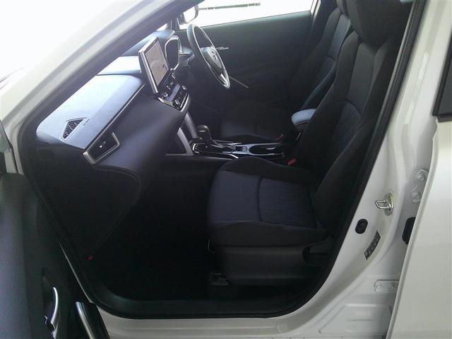 カローラクロス ハイブリッド　Ｓ　ＬＥＤライト　フルセグＴＶ　アルミホイール　クルーズコントロール　スマートキー　ＥＴＣ　イモビ　メモリーナビ　ドラレコ　リヤカメラ　衝突防止ブレーキ（16枚目）