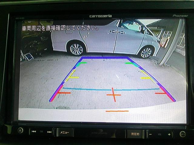 プリウスα Ｓ　ナビＴＶ　パワステ　リアカメラ　横滑防止装置　エアコン　三列シート　スマートキー　フルセグ　ＡＢＳ　アルミホイール　ＤＶＤ再生　ＥＴＣ　パワーウインドウ　メモリーナビ　キーレスエントリー　セキュリティ（6枚目）