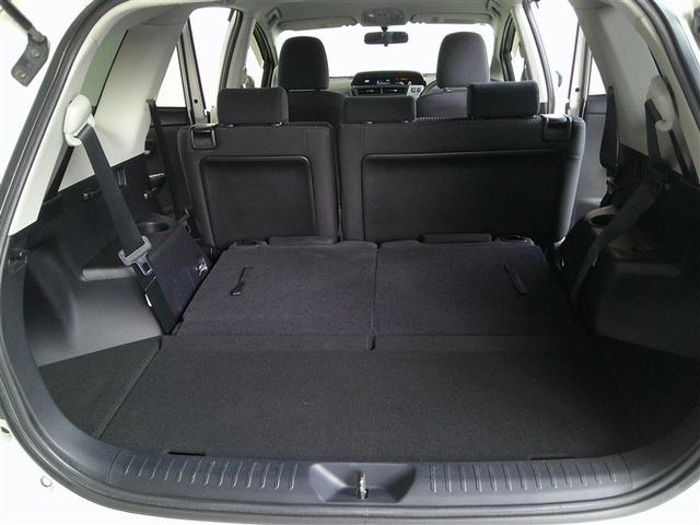 プリウスα Ｓ　ナビＴＶ　パワステ　リアカメラ　横滑防止装置　エアコン　三列シート　スマートキー　フルセグ　ＡＢＳ　アルミホイール　ＤＶＤ再生　ＥＴＣ　パワーウインドウ　メモリーナビ　キーレスエントリー　セキュリティ（18枚目）