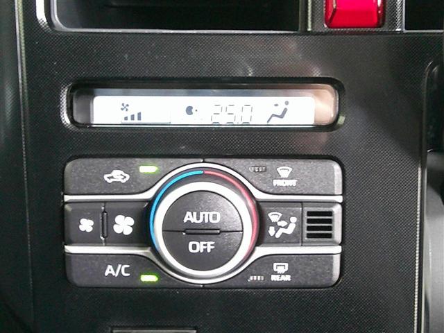 ルーミー Ｇ　Ｗ電動ドア　地デジフルセグＴＶ　フルオートエアコン　スマキー　ＥＳＣ　テレビ　アイドルストップ　助手席エアバッグ　運転席エアバッグ　ＬＥＤヘッドライト　キーレスエントリー　パワーステアリング　ＡＵＸ（8枚目）
