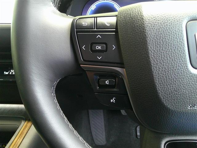 クラウン Ｚ　クルーズコントロール　本革シート　ＬＥＤ　フルセグテレビ　オートエアコン　ドラレコ　メモリーナビ　パワーシート　スマートキー　ミュージックプレイヤー接続可　アルミホイール　キーレス　盗難防止装置（8枚目）