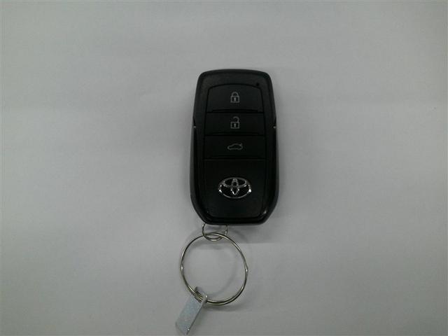 クラウン Ｚ　クルーズコントロール　本革シート　ＬＥＤ　フルセグテレビ　オートエアコン　ドラレコ　メモリーナビ　パワーシート　スマートキー　ミュージックプレイヤー接続可　アルミホイール　キーレス　盗難防止装置（33枚目）