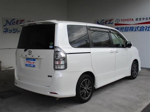 ヴォクシー ＺＳ　Ｗエアバック　地デジＴＶ　ダブルエアコン　キーフリー　フルフラット　ＰＳ　ナビ＆ＴＶ　記録簿あり　運転席エアバッグ　Ｂモニタ－　パワーウィンドウ　ウォークスルー　ＡＢＳ　アルミホイール　ＥＴＣ車載器（3枚目）