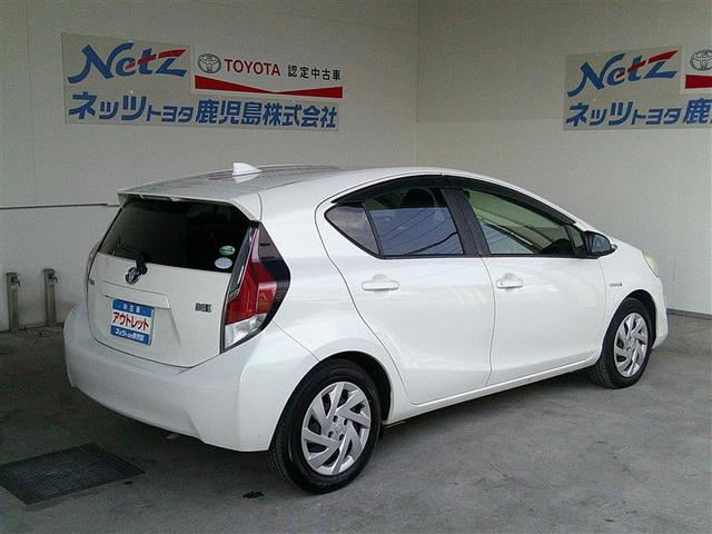 アクア Ｓ　スマートキープッシュスタート　キーレスエントリ　フルセグ地デジ　イモビ　ナビ＆ＴＶ　オートエアコン　デュアルエアバック　ＥＳＣ　Ｂカメラ　パワーウィンドウ　ＤＶＤ再生可能　ＳＲＳ　パワーステアリング（3枚目）