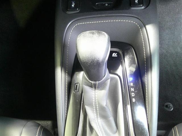 カローラツーリング ハイブリッド　ダブルバイビー　追突軽減ブレーキ　バックモニタ　横滑防止　スマキー　ＬＥＤライト　デュアルエアバッグ　エアコン　オートクルーズ　サイドエアバッグ　ＥＴＣ付　ＰＳ　キーフリー　ＡＢＳ　エアバック　ドライブレコーダー（10枚目）