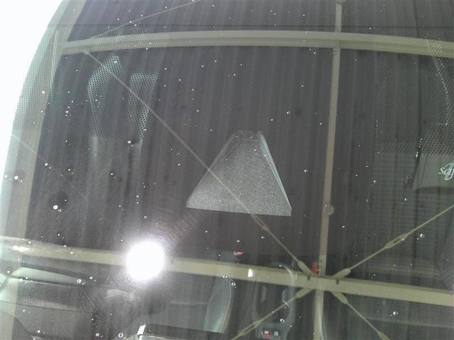 カローラツーリング ハイブリッド　ダブルバイビー　追突軽減ブレーキ　バックモニタ　横滑防止　スマキー　ＬＥＤライト　デュアルエアバッグ　エアコン　オートクルーズ　サイドエアバッグ　ＥＴＣ付　ＰＳ　キーフリー　ＡＢＳ　エアバック　ドライブレコーダー（15枚目）