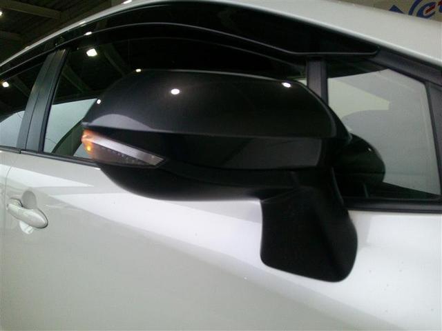 カローラツーリング ハイブリッド　ダブルバイビー　追突軽減ブレーキ　バックモニタ　横滑防止　スマキー　ＬＥＤライト　デュアルエアバッグ　エアコン　オートクルーズ　サイドエアバッグ　ＥＴＣ付　ＰＳ　キーフリー　ＡＢＳ　エアバック　ドライブレコーダー（23枚目）