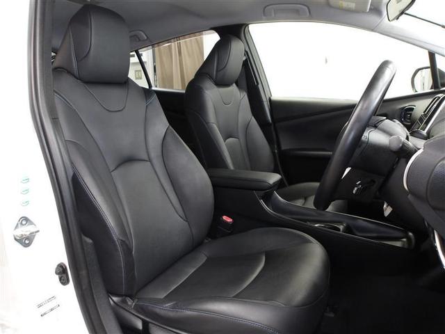 プリウス Ｓツーリングセレクション　レーダーブレーキサポート　フルオートエアコン　デュアルエアバック　バックモニタ－　ＡＷ　イモビ　ＥＳＣ　パワーウインド　スマキ－　ＥＴＣ車載器　サイドエアバック　フルセグ地デジＴＶ　ＤＶＤ再生可能（12枚目）