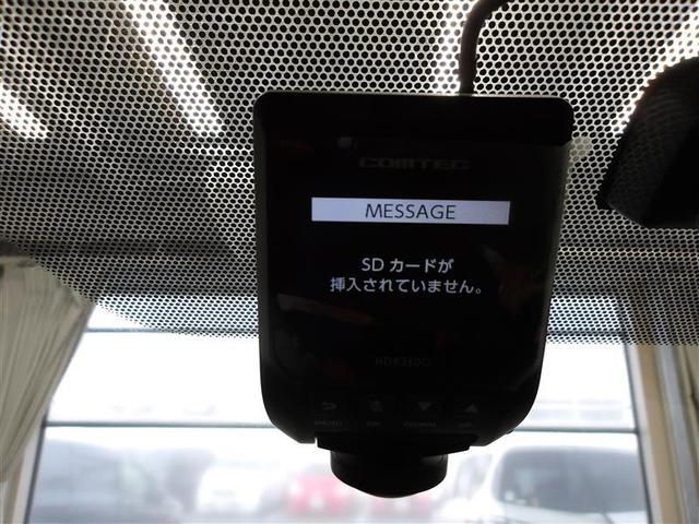 シエンタ Ｇ　ナビ・ＴＶ　スマートキープッシュスタート　アイドリングＳ　１オ－ナ－　リアカメラ　地デジフルセグ　フルオートエアコン　パワーウィンド　運転席エアバック　パワステ　キーフリーシステム　ＤＶＤ再生可　３列（8枚目）