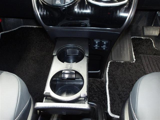 �C���p�l�Ƀh�����N�z���_�[��z�u�����݂������Ƀp�b�Ǝ���œK�ȏꏊ�ɔz�u��