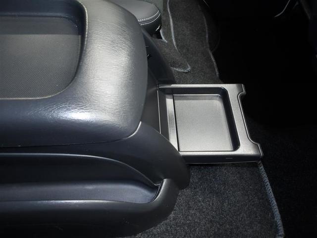 ハイエースバン スーパーGL ダークプライムII 運転席助手席エアバック ESC スマートエントリー LEDライト 地デジ エアコン パワーウィンドウ エアバック キーレスエントリー イモビライザー ETC付き パワーステアリング ABS ナビ&TV(13枚目)