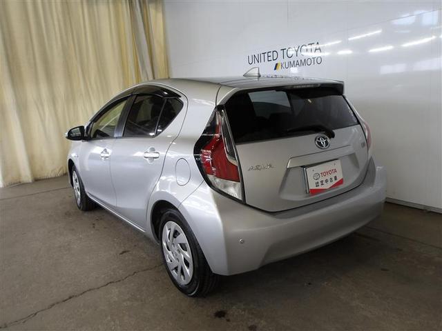 アクア Ｇブラックソフトレザーセレクション　Ｗエアバッグ　スマ－トキ－　ＬＥＤ　ナビＴＶ　イモビ　地デジテレビ　Ｒカメラ　クルーズコントロール　１オーナー　ＡＵＴＯエアコン　ＤＶＤ再生機能　ＥＳＣ　ＥＴＣ　キーレス　ＰＳ　メモリナビ　ＡＢＳ（3枚目）