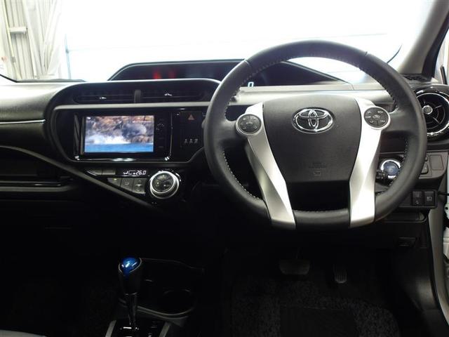 アクア Ｇブラックソフトレザーセレクション　Ｗエアバッグ　スマ－トキ－　ＬＥＤ　ナビＴＶ　イモビ　地デジテレビ　Ｒカメラ　クルーズコントロール　１オーナー　ＡＵＴＯエアコン　ＤＶＤ再生機能　ＥＳＣ　ＥＴＣ　キーレス　ＰＳ　メモリナビ　ＡＢＳ（4枚目）