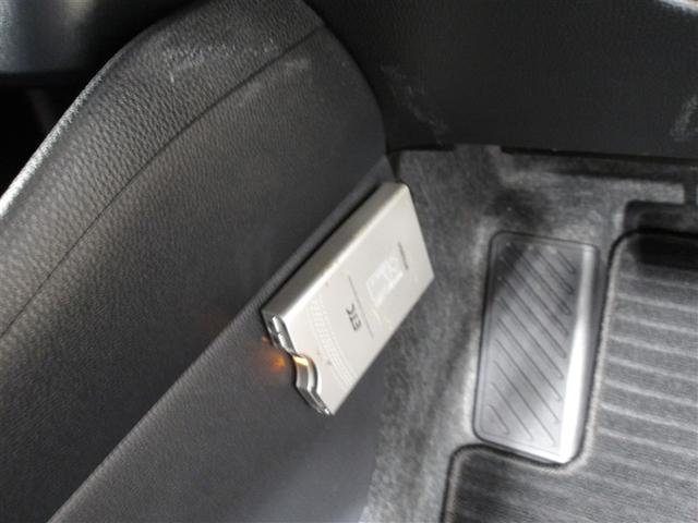 ヤリス X カーテンエアバッグ リヤカメラ VSC 1オーナー パワーステアリング イモビライザー ETC付 スマートキー付き マニュアルエアコン エアバック付 ABS キーレスエントリ パワーウインドー(9枚目)