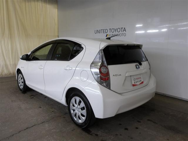 アクア Ｓ　ＨＤＤナビゲーション　スマートキープッシュスタート　キーレスエントリ　カーナビ　イモビ　オートエアコン　デュアルエアバック　ＥＳＣ　Ｂカメラ　パワーウィンドウ　ＤＶＤ再生可能　ＳＲＳ　ＡＢＳ（3枚目）
