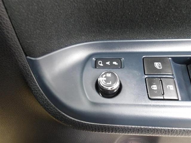 ヴォクシー Ｖ　左側パワースライドドア　ＬＥＤヘッドランプ　メモリーナビ　クルーズコントロール　ＤＶＤ再生　衝突回避支援　ＥＴＣ　スマートキー　ドラレコ　ＥＳＣ　リアエアコン　盗難防止システム　３列シート　ＡＢＳ（9枚目）