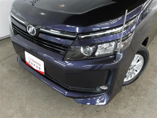 ヴォクシー Ｖ　左側パワースライドドア　ＬＥＤヘッドランプ　メモリーナビ　クルーズコントロール　ＤＶＤ再生　衝突回避支援　ＥＴＣ　スマートキー　ドラレコ　ＥＳＣ　リアエアコン　盗難防止システム　３列シート　ＡＢＳ（17枚目）