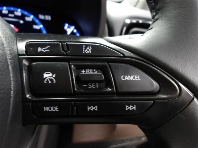 ヤリスクロス ハイブリッドＺ　ドライブレコーダ　インテリジェントキー　アルミホイル　ＬＥＤライト　１オ－ナ－　リアカメラ　クルーズコントロール　横滑り防止システム　ナビＴＶ　メモリーナビゲーション　電動シ－ト　パワステ　キーフリー（8枚目）