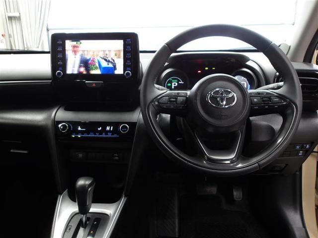 ヤリスクロス ハイブリッドＧ　サポカーＳ　バックモニター　１オーナー　盗難防止システム　フルセグＴＶ　クルーズＣ　スマートキー＆プッシュスタート　横滑り防止　ＴＶ　オートエアコン　キーレスエントリー　パワーウィンド　ＬＥＤライト（4枚目）