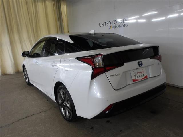 プリウス Ａツーリングセレクション　誤発進抑制　電動シ－ト　スマ－トキ－　テレビ　ＥＴＣ車載器　横滑防止　１００Ｖ　ドラレコ付き　地デジ　イモビライザー　１オーナ　クルコン　ＬＥＤヘッドライト　キーフリ　アルミ　オ－トエアコン　ＡＢＳ（3枚目）