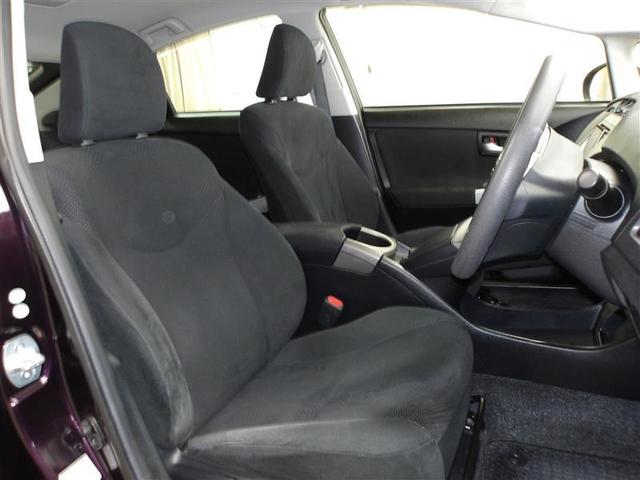 プリウス Ｓ　フルセグ地デジＴＶ　アルミ付き　スマキー　運転席助手席エアバック　キーレスエントリ　バックモニター付き　ＡＴエアコン　ＥＴＣ付き　イモビ　サイドカーテンエアバック　ＤＶＤ視聴　エアＢ　ＡＢＳ　メモナビ（12枚目）