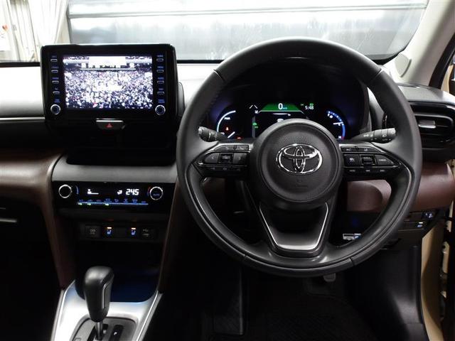 ヤリスクロス ハイブリッドＺ　スマートキ　ワンオ－ナ－　衝突軽減ブレーキ　リヤカメラ　点検記録簿　ＬＥＤヘッドライ　ＥＳＣ　クルーズＣ　パワーステアリング　アルミホイール　ＥＴＣ車載器　運転席パワーシート　イモビ　キーフリー（4枚目）