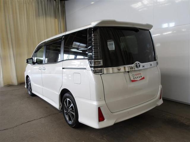 ヴォクシー ＺＳ　煌ＩＩＩ　バックガイドモニタ　両側Ｐドア　ＡＷ　ＬＥＤライト　Ａストップ　リアオートエアコン　イモビ　スマートキープッシュスタート　ワンオーナ　ＤＶＤ再生可　ＥＴＣ装備　キーレス　オートエアコン　三列シート（3枚目）