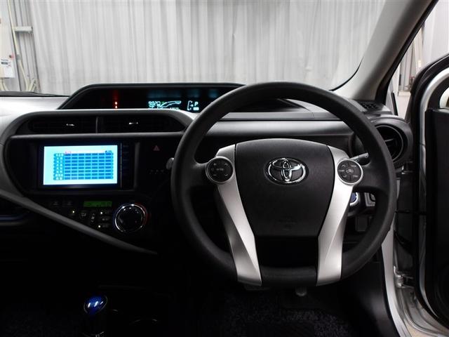 アクア S スマートキープッシュスタート キーレスエントリ イモビ ナビ&TV ワンオーナー車 オートエアコン デュアルエアバック ESC Bカメラ パワーウィンドウ SRS ワンセグTV パワーステアリング(4枚目)