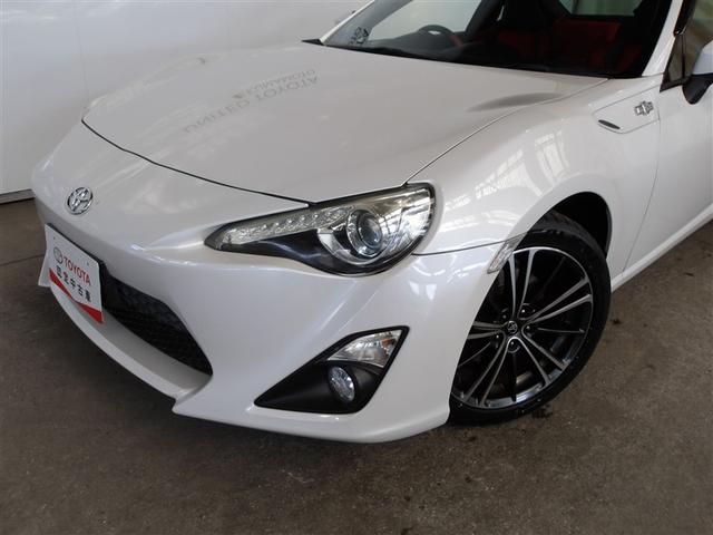 ８６ ＧＴリミテッド　スマキ－　イモビライザー　ＥＴＣ付き　キーレスアクセス　メモリ－ナビ　横滑り防止機能　Ｗエアバック　ナビＴＶ　オートエアコン　アルミホイール　ＡＢＳ　エアバック　パワーウィンドウ　パワーステアリング（18枚目）