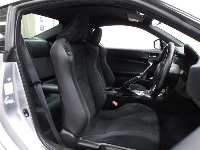 86 GT キーフリ 1オナ 盗難防止 地デジ スマートキ- ETC車載器 VSA クルコン オートエアコン サイドSRS 助手席エアバッグ LEDヘッドライト パワーウィンドウ アルミ 運転席エアバッグ ABS(14枚目)