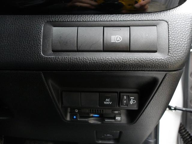 アクア Ｇ　ＶＳＣ　衝突軽減ブレーキ　メモリナビ　バックモニター　ＬＥＤ　クルーズコントロール　スマートキー　ＥＴＣ車載器　ＡＣ１００Ｖ　ドライブレコーダー　ナビ　パワーウィンドウ　イモビライザー　オートエアコン（10枚目）