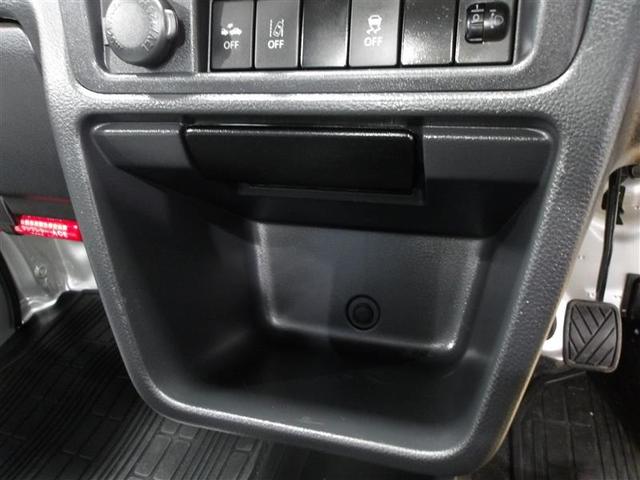 キャリイトラック ＫＣスペシャル　デュアルカメラサポート　ＡＣ　ＰＳ　パワーウィンド　エアバック　横滑り防止装置　キーレス　ＡＢＳ　両席エアバッグ（10枚目）