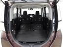 リヤシートを両方倒せば大きな荷物も車載可能です♪