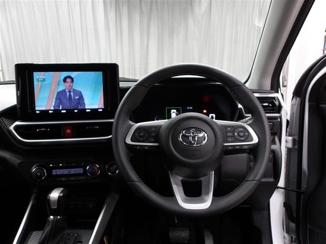 ライズ Ｚ　誤発進抑制機能　エアコン　スマートキー＆プッシュスタート　地デジＴＶ　ＶＳＡ　盗難防止装置　アイドリングストップ機能　クルコン　バックモニター　ナビ＆ＴＶ　ＬＥＤヘッドライト　アルミホイール　キーレス（4枚目）