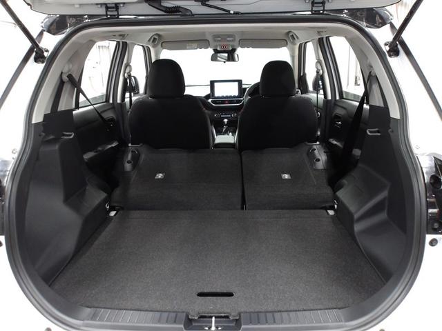 ライズ Ｚ　誤発進抑制機能　エアコン　スマートキー＆プッシュスタート　地デジＴＶ　ＶＳＡ　盗難防止装置　アイドリングストップ機能　クルコン　バックモニター　ナビ＆ＴＶ　ＬＥＤヘッドライト　アルミホイール　キーレス（16枚目）