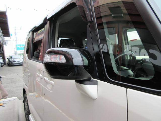 N-BOXカスタム G・ターボLパッケージ CTBA衝突軽減ブレーキ 両側電動スライド ナビ フルセグ Bluetoothオーディオ CD DVD バックカメラ 純正アルミ クルーズコントロール アイドリングST スマートキー ターボ車(3枚目)