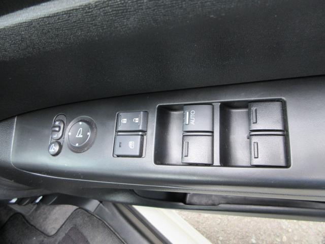 N-BOXカスタム G SSパッケージ CTBA衝突軽減ブレーキ 両側電動スライド ナビ フルセグ Bluetoothオーディオ バックカメラ ドライブレコーダー ETC スマートキープッシュスタート オートエアコン(22枚目)