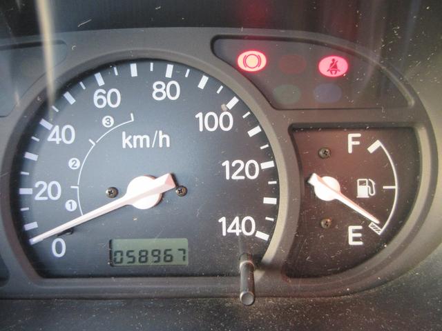 アクティトラック ＳＤＸ　５速マニュアル車　エアコン　パワステ　４ＷＤ　荷台３方開（12枚目）