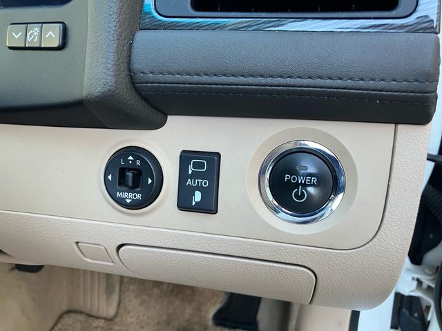 クラウンハイブリッド ナビ バックカメラ ETC クルーズコントロール 前後ドライブレコーダー オートHIDヘッドライト(17枚目)