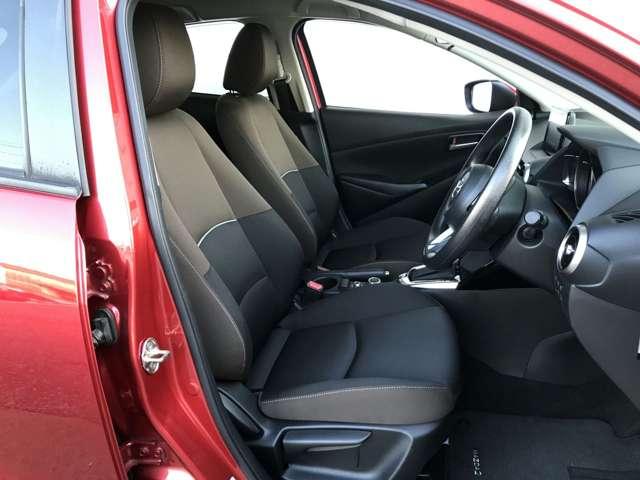 MAZDA2 1.5 15S ブラック トーン エディション 衝突被害軽減ブレーキ 全周囲カメラ(4枚目)